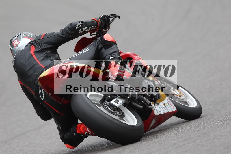 /Archiv-2022/68 13.10.2022 Speer Racing ADR/Freies Fahren rot und gelb/129